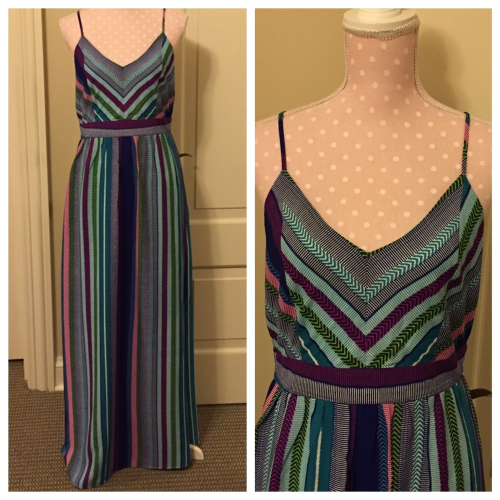 💜BOGO NWOT Stunning Hello Miss Colorful Maxi Dress
